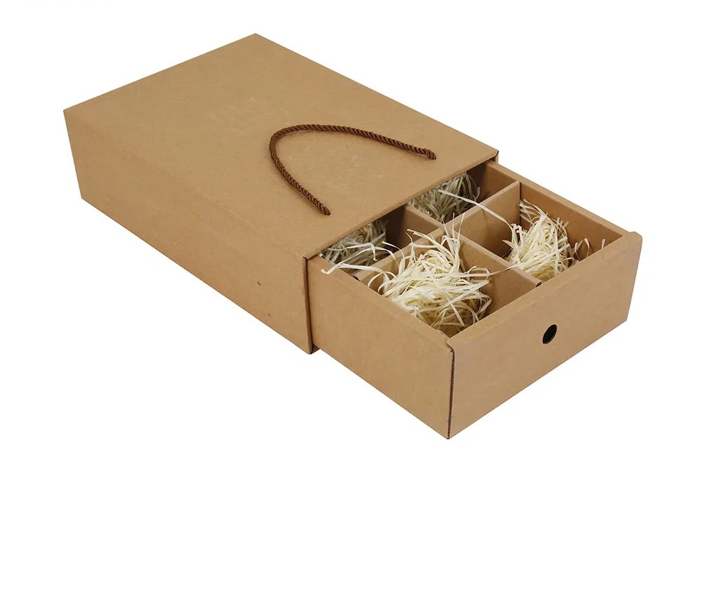 Custom Embossed Mailer Box with Dividers